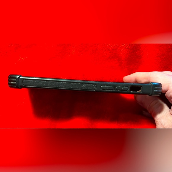 🪁5/$10🪁 Leaf iPhone 12/12 Pro Case - Picture 7 of 10